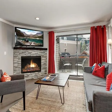 Ski In Ski Out Modern Studio With Stunning Location